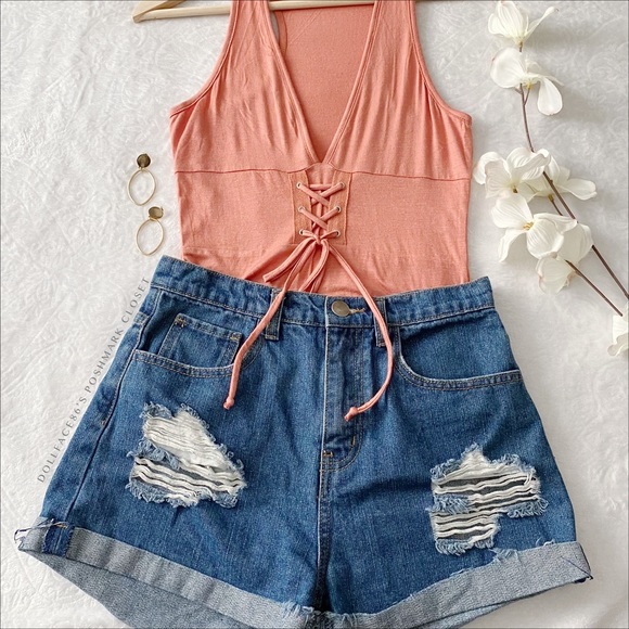 NWOT Soft & Stretch Lace Up Front Bodysuit - Picture 2 of 11